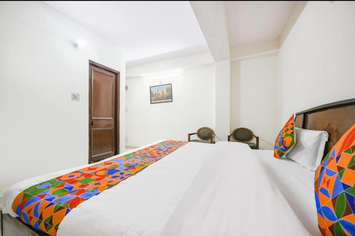 Hotel Gt International Tājganj 外观 照片
